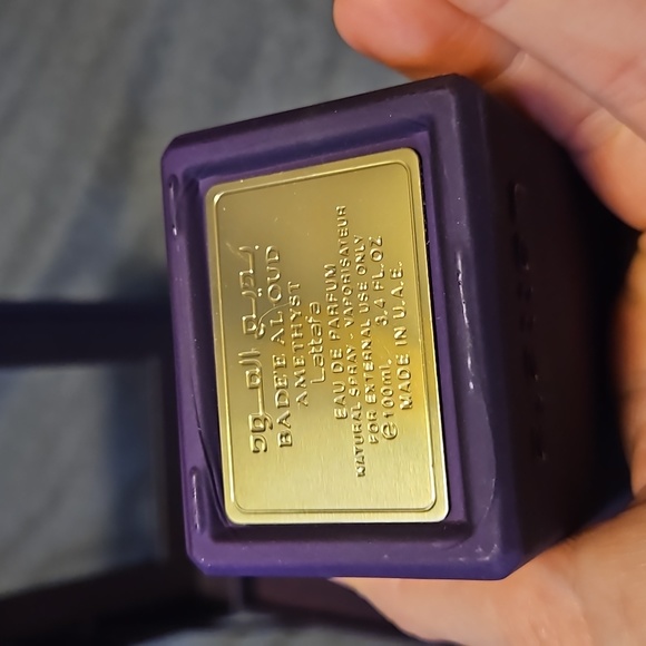 Like new Lattafa bade al oud amethyst eau de perfume 3.4 ounces - Picture 6 of 11